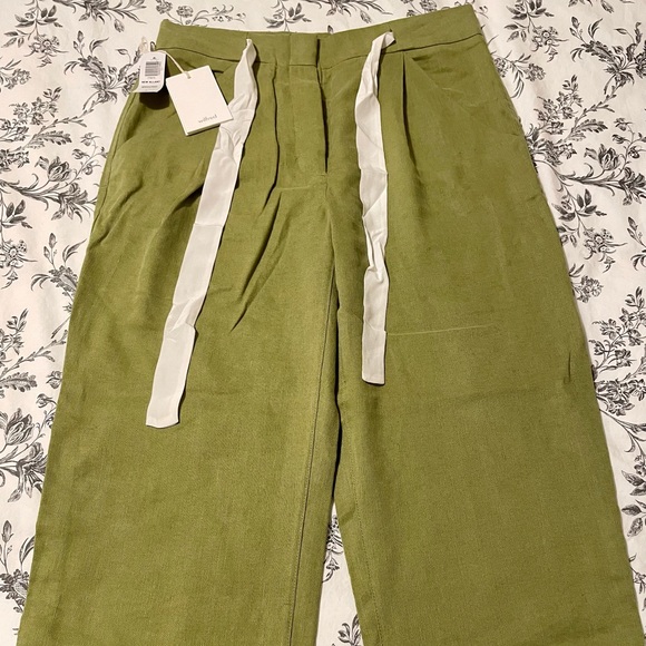 NWT Aritzia Wilfred New Allant Pant - Sold out online! - Picture 7 of 10